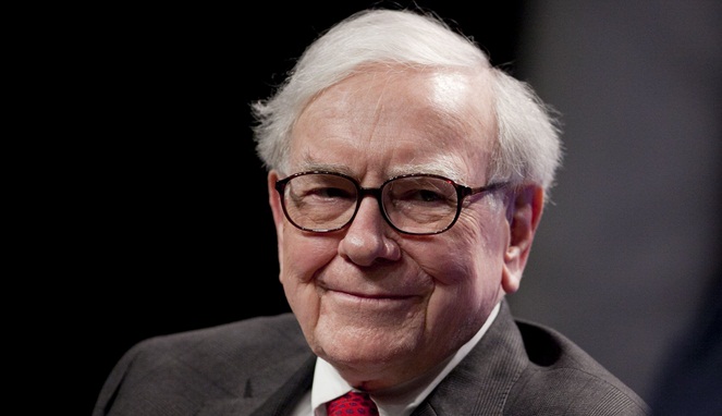 Warren Buffet [Image Source]
