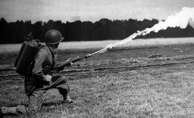 Senjata mematikan ini pertama kali dipakai oleh Jerman di Perang Dunia I [Image Source]