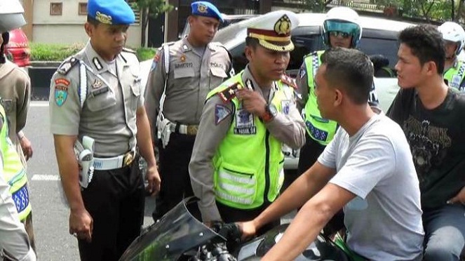 Polisi tak pilih-pilih, kalau salah ya ditindak termasuk untuk TNI [Image Source]