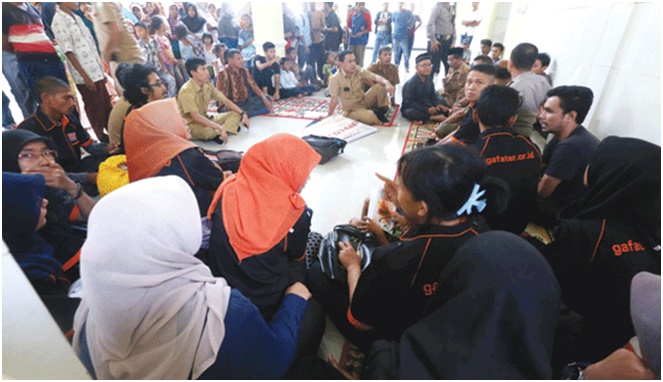 Gafatar digrebek dan dibubarkan massa di Aceh [Image Source]