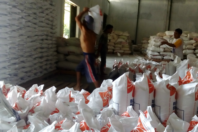 Indonesia pernah menjadi negara pengekspor beras terbesar di dunia [image source]