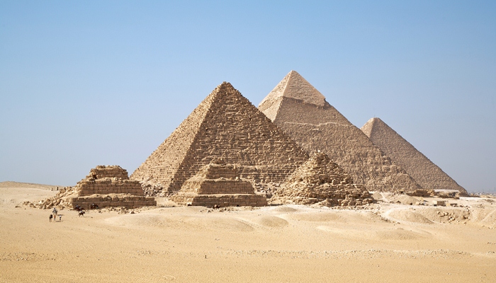Piramida Giza yang megah katanya dibangun juga oleh alien [image source]
