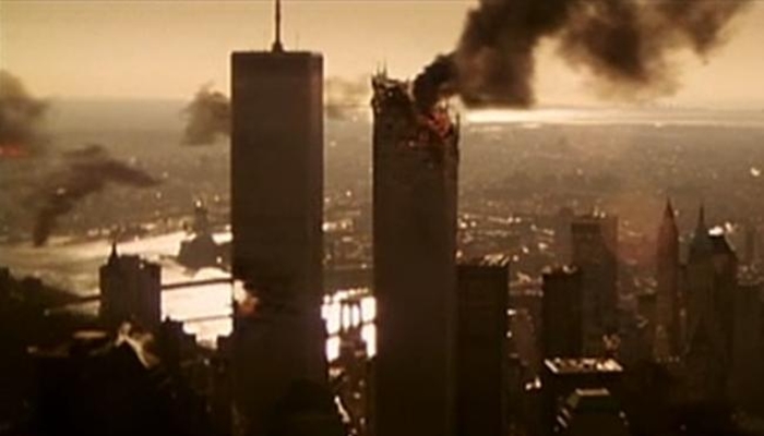 Super Mario Bros (1993) menampilkan scene ledakan di WTC [image source]