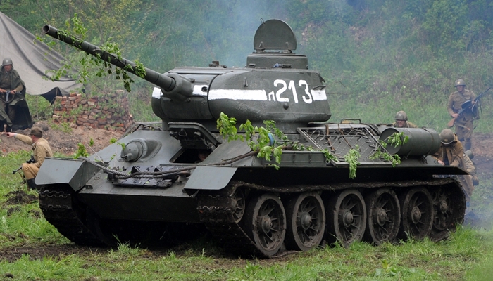 Tank diciptakan pertama kali di Inggris [image source]