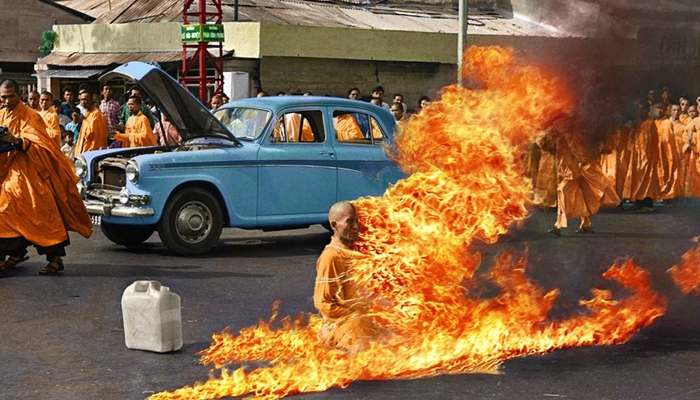 Thinch Quang Duc [image source]