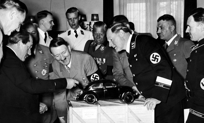 Hitler bahkan memikirkan kendaraan murah untuk rakyatnya [Image Source]