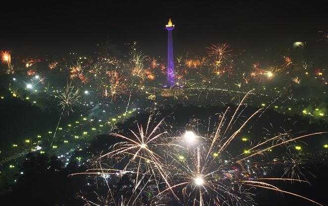 Orang Islam sendiri lebih heboh ketika merayakan tahun baru [Image Source]
