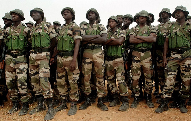 Tentara Nigeria butuh alutsista dan pembinaan mental biar tidak selemah sekarang [Image Source]