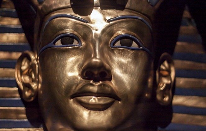 Tutankhamun ternyata adalah anak dari hubungan sedarah [Image Source]