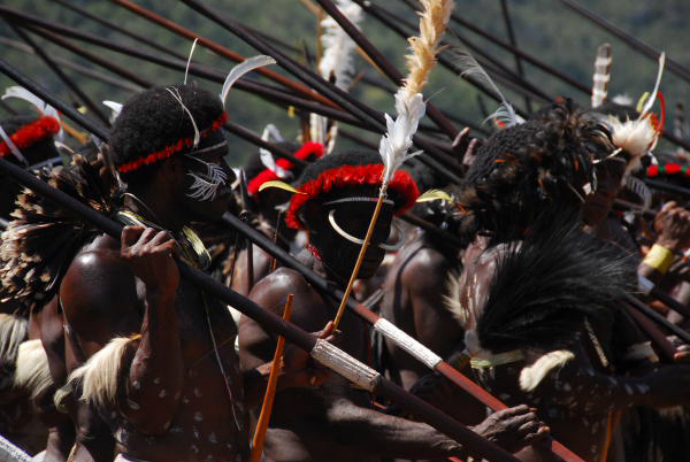 Festival Lembah Baliem di Papua [image source]