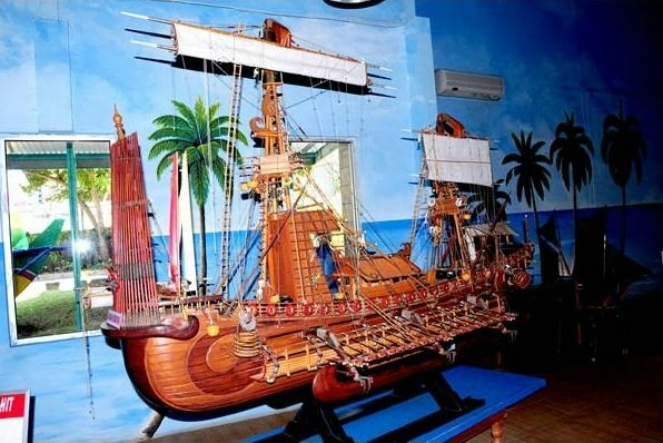 Kapal raksasa Jung Jawa [image source]