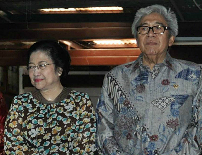 Megawati Soekarnoputri dan Taufiq Kemas [image source]
