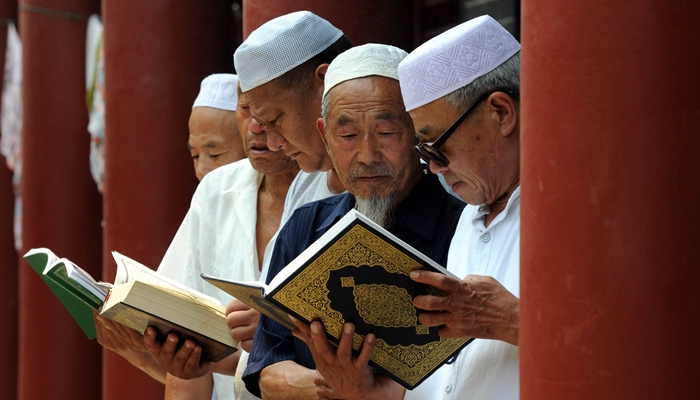 Muslim di Tiongkok yang selalu ditekan oleh pemerintah [image source]