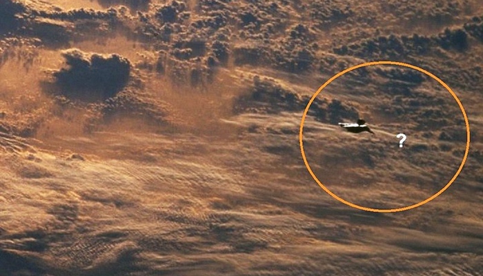 Pengamatan NASA pada UFO dan alien [image source]