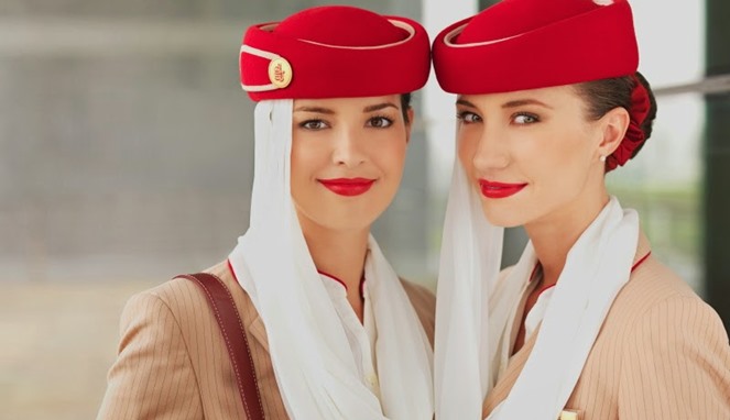 Pramugari Emirates Airlines [Image Source]