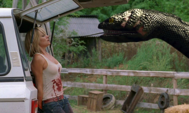 Salah satu scene film Anaconda [image source]