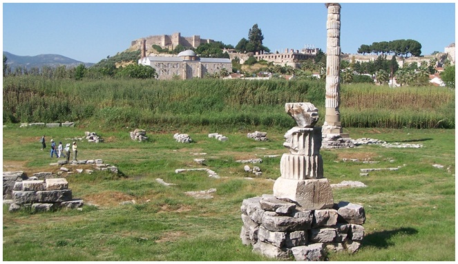 Sisa Reruntuhan Kuil Artemis [Image Source]