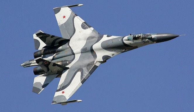 Su-27 punya kecepatan gila dan mengalahkan F-16 dengan telak [Image Source]