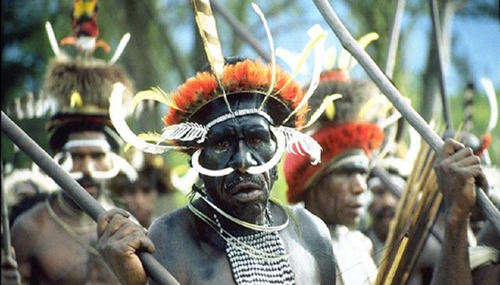 Suku Etoro [image source]