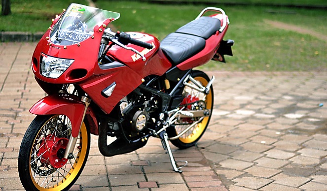Nggak ada matinya, motor satu ini masih jadi idola meskipun sudah ada di jalanan lebih dari 10 tahun [Image Source]