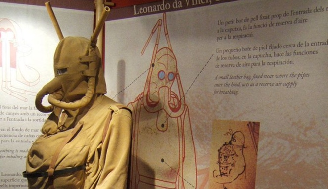 Pakaian selam Da Vinci [Image Source]