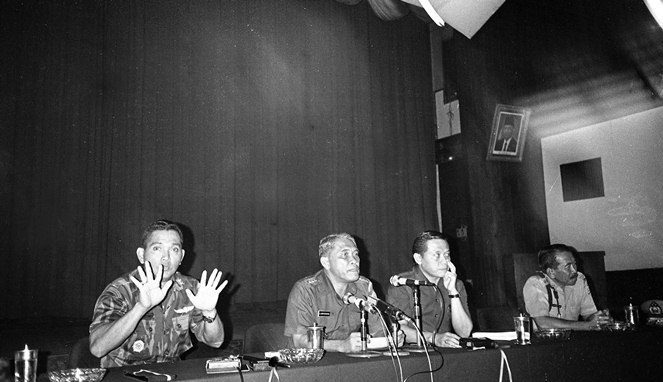 Diskusi tragedi Priok oleh aparat [Image Source]