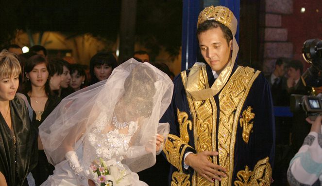 Pernikahan ala Uzbekistan [Image Source]