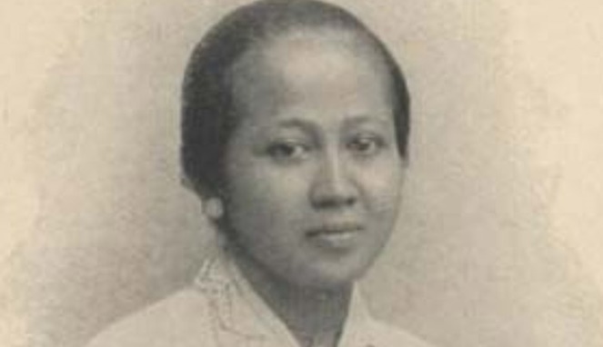 Kartini [ Image Source ]