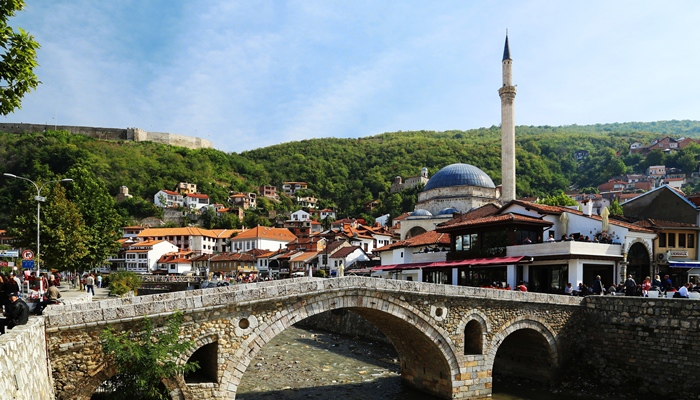 wisata kosovo [image source]