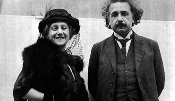 Einstein berselingkuh [Image Source]