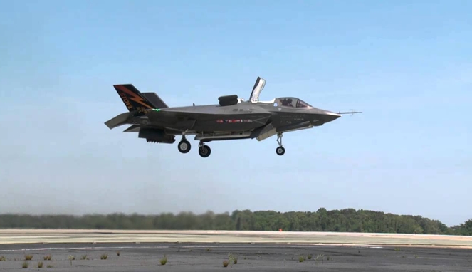 F-35 vertical take off [Image Source]
