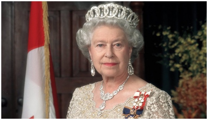 Ratu Elizabeth [Image Source]