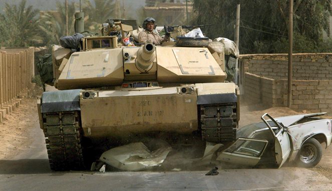 Abrams saat misi di Irak [Image Source]