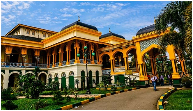 Istana Maimun [image source]