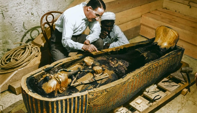 Makam Tutankhamun [Image Source]