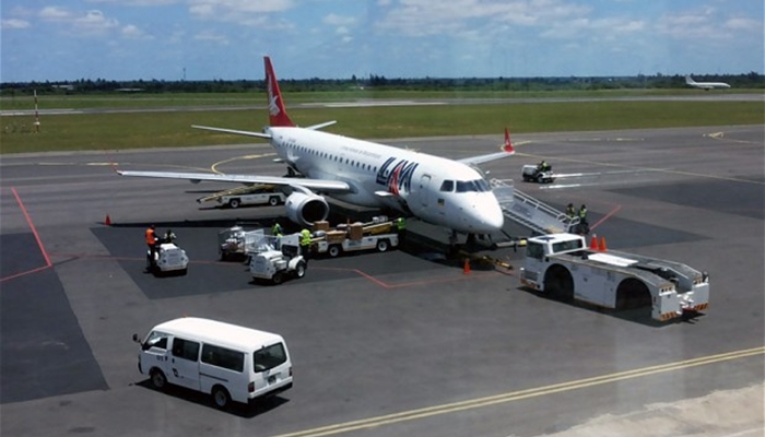 Pesawat LAM Mozambique [image source]