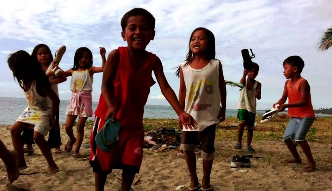 Anak-anak keturunan Melayu di Pulau Natal [Image Source]
