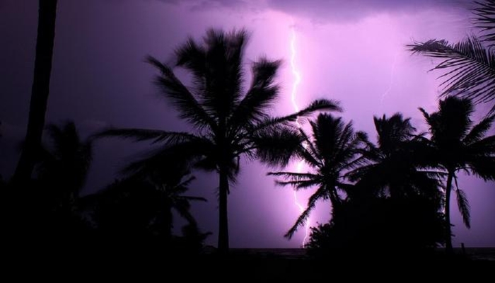 Atraksi Catatumbo Lightning [image source]