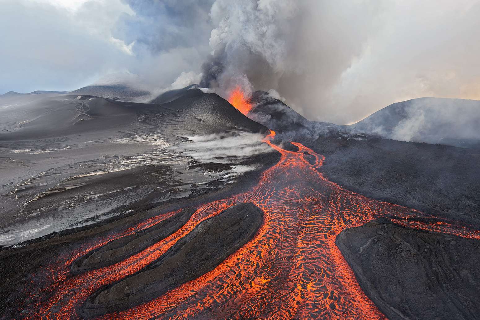 Gunung berapi lava Jenis