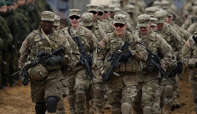 Amerika lebih unggul jumlah tentara [Image Source]