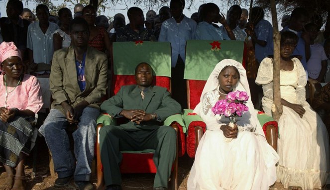 Hyena dilakukan kepada gadis sebelum menikah [Image Source]