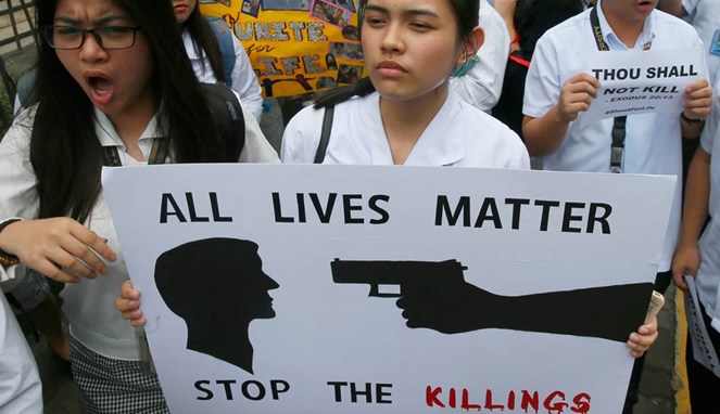 Protes yang dilakukan warga Filipina [Image Source]
