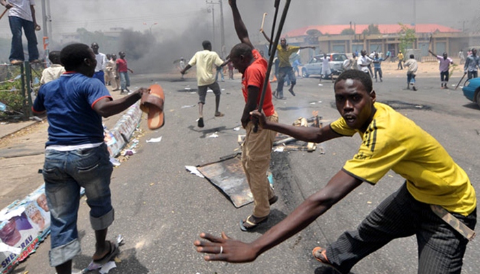 aksi rusuh di Nigeria [image source]