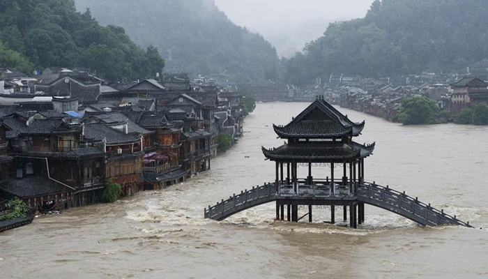 Banjir di Tiongkok [image source]