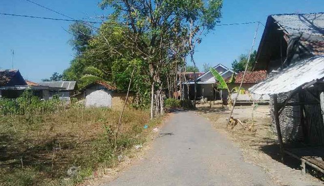 Kampung Pengemis di Pamekasan [Image Source]