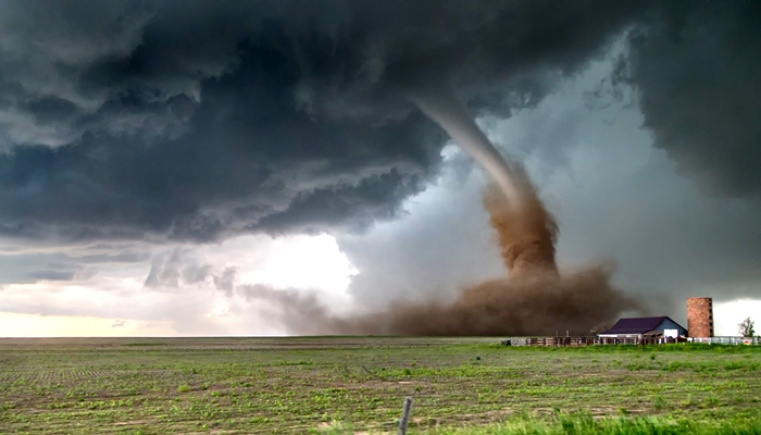 Tornado mematikan [image source]