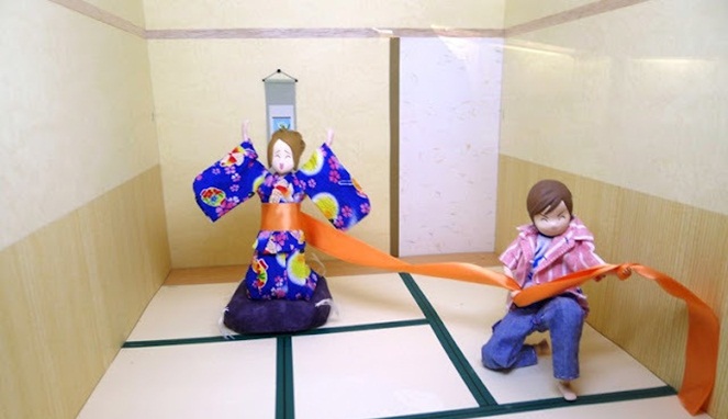 Membuka kimono [image source]